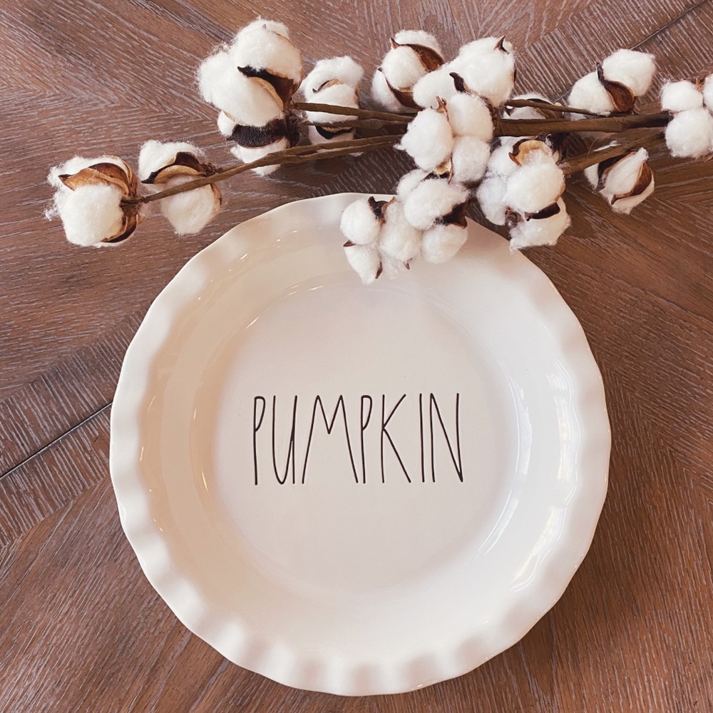 Rae Dunn “PUMPKIN” pie 9” baking dish - Picture 1 of 4